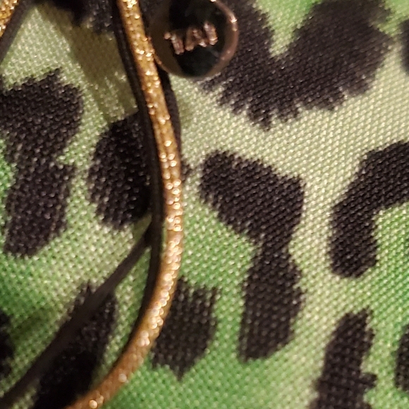 TAJ Adjustable Cubic Zirconia Cross Bracelet BNWOT - Picture 2 of 6